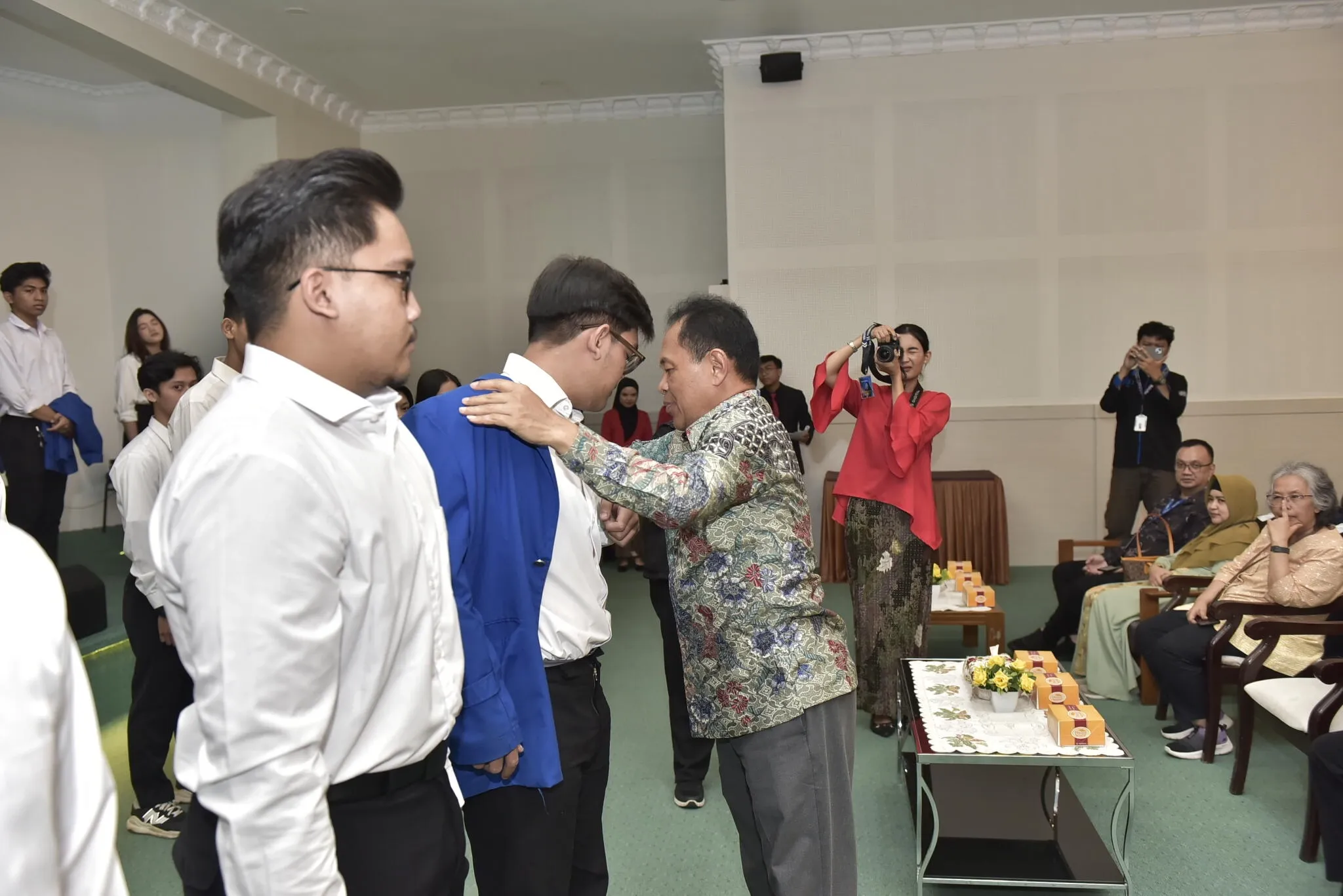 UNIKOM Lantik Kepengurusan Organisasi Mahasiswa Periode 2024-2025