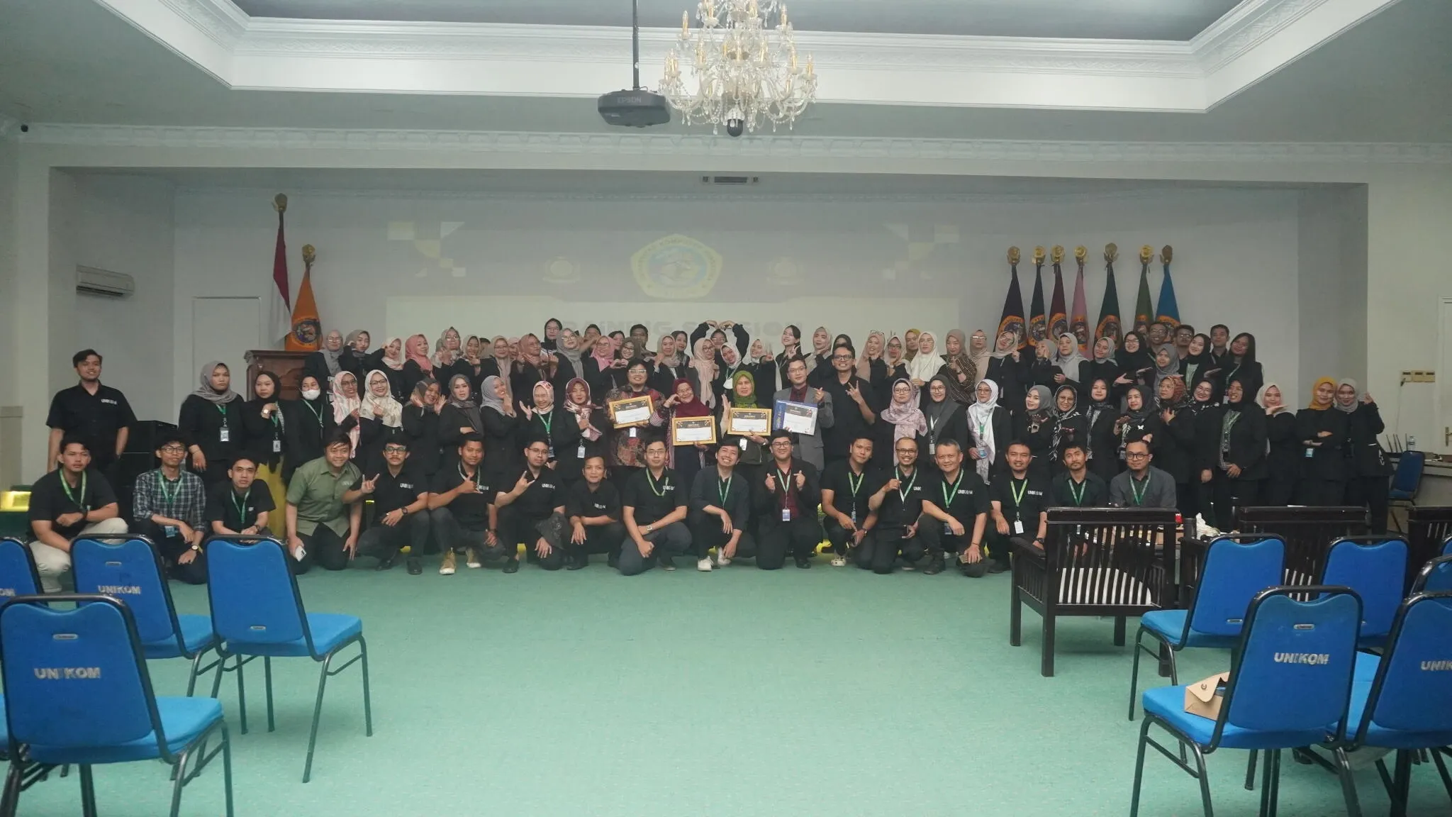 Tingkatkan Kualitas Tenaga Kependidikan: Unikom Gelar Workshop Strategi Pengembangan Hard Skill, Soft Skill, Dan Literasi Digital