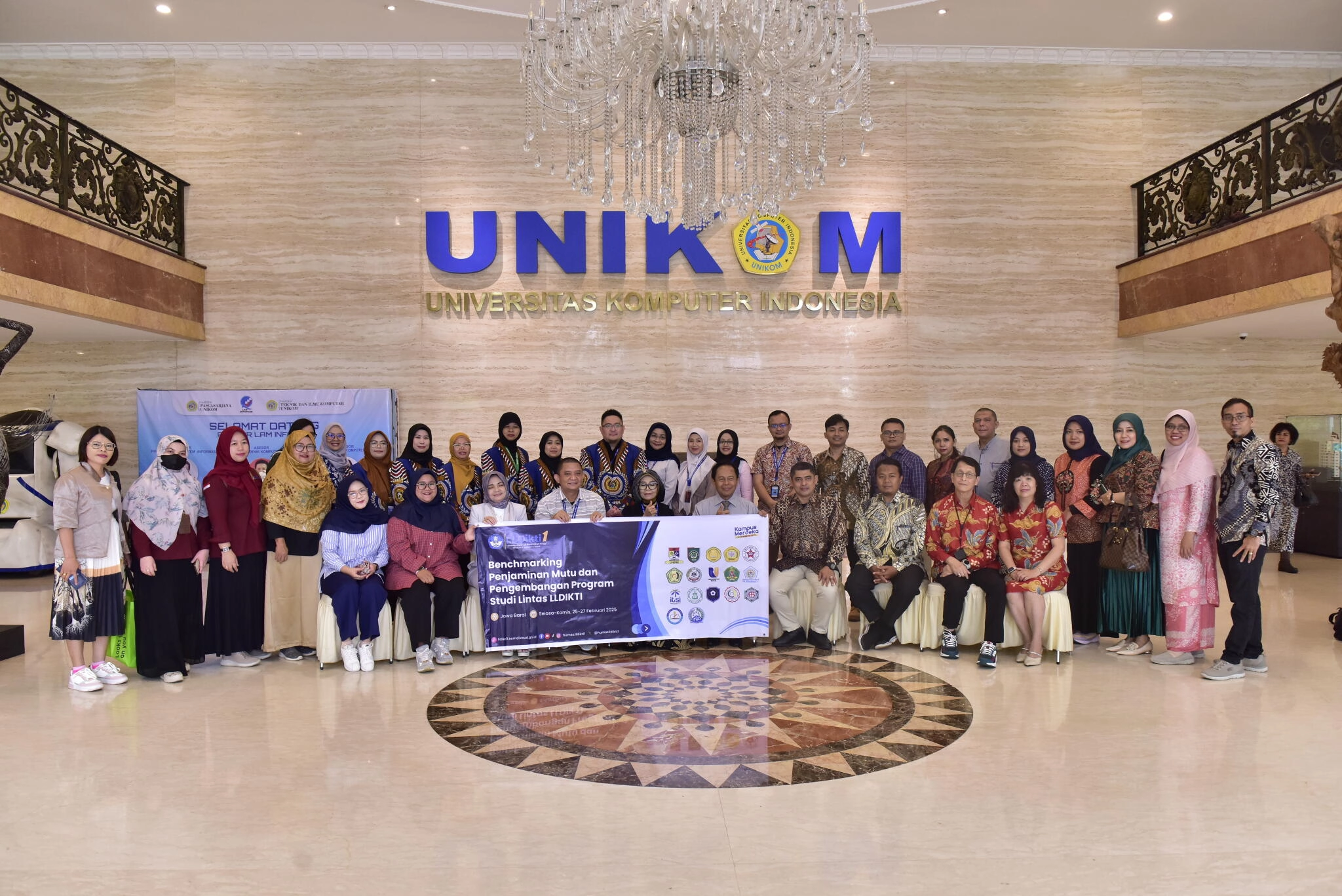 18 PTS Sumatera Utara dari LLDIKTI 1 Studi Banding MoU dan MoA di UNIKOM