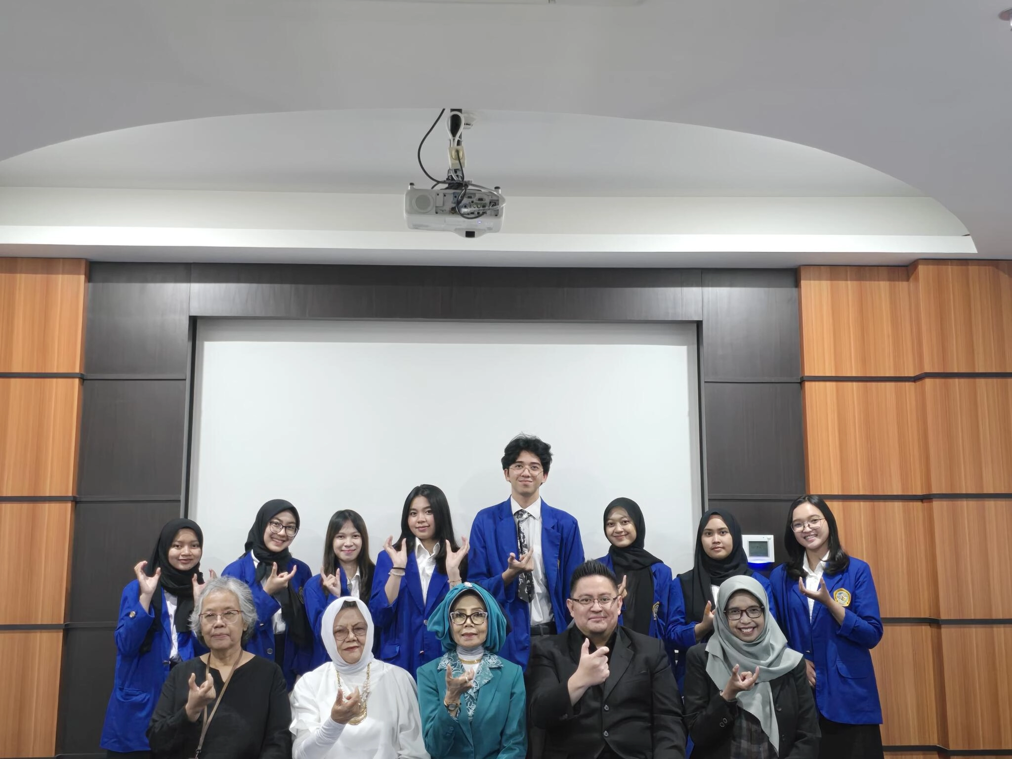 UNIKOM Gelar Pemilihan Mahasiswa Berprestasi 2025 Di Tingkat Universitas