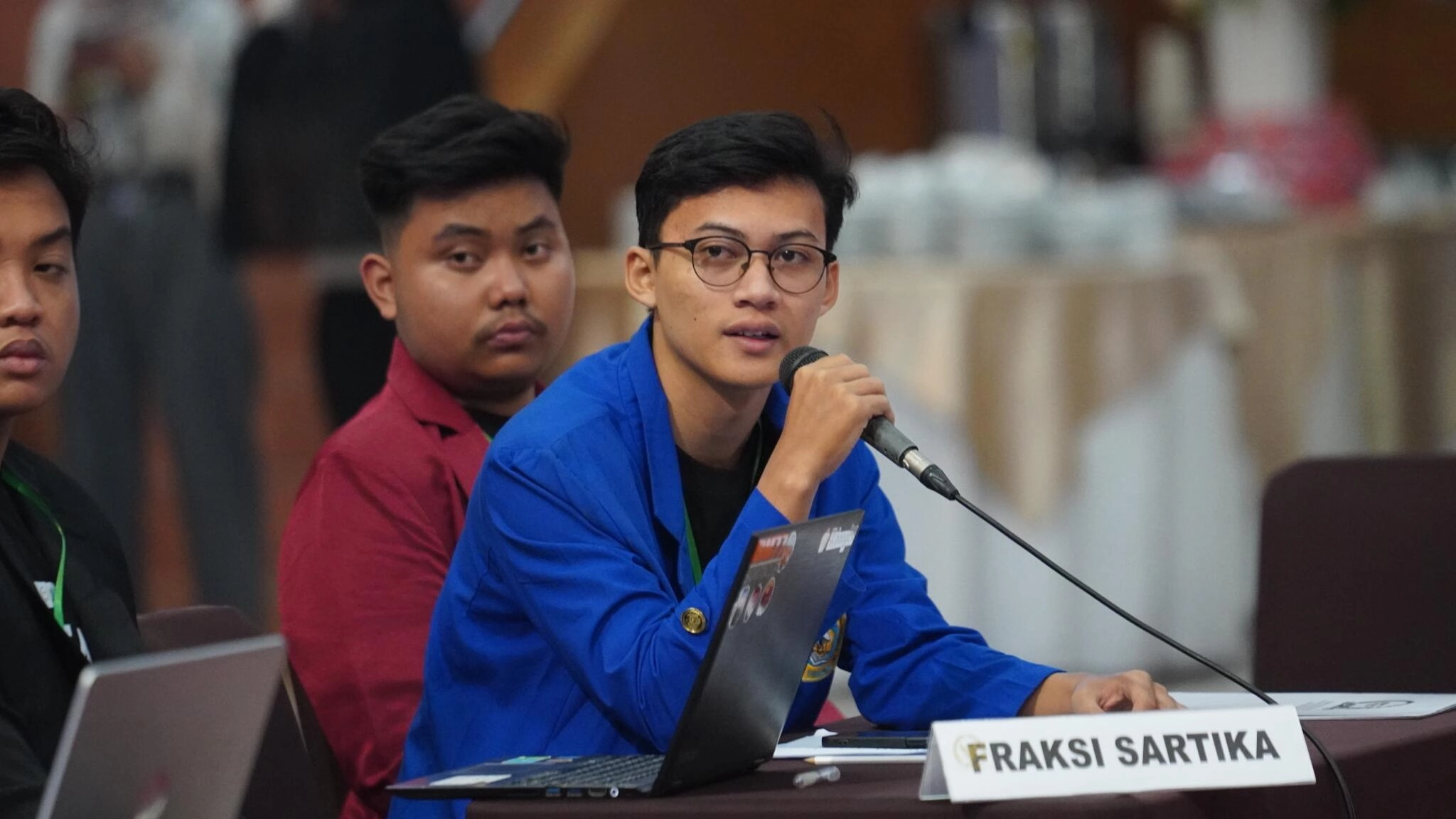 Mahasiswa UNIKOM Terpilih Menjadi Peserta Terbaik di Forum Parlemen Kampus DPR RI