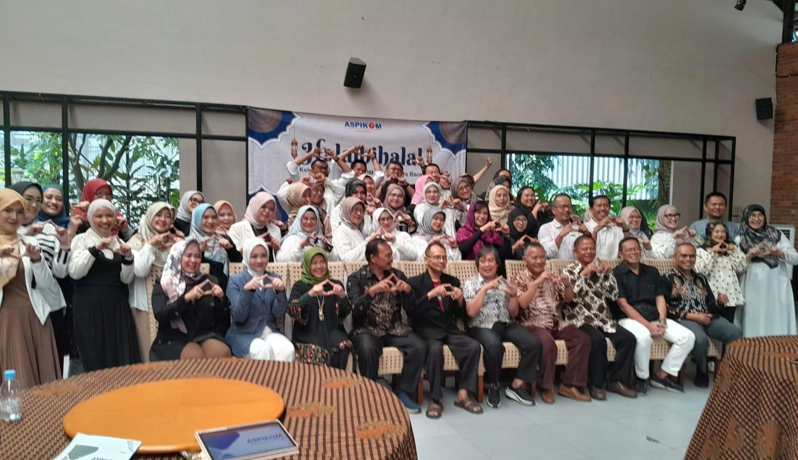 Ketua Prodi Magister Dan Ketua Prodi Sarjana Ilmu Komunikasi Unikom Hadiri Halal Bi Halal Aspikom Jabar, Sekaligus Fgd Tentang “Pengkajian Teori Komunikasi Mendesak Dilakukan”