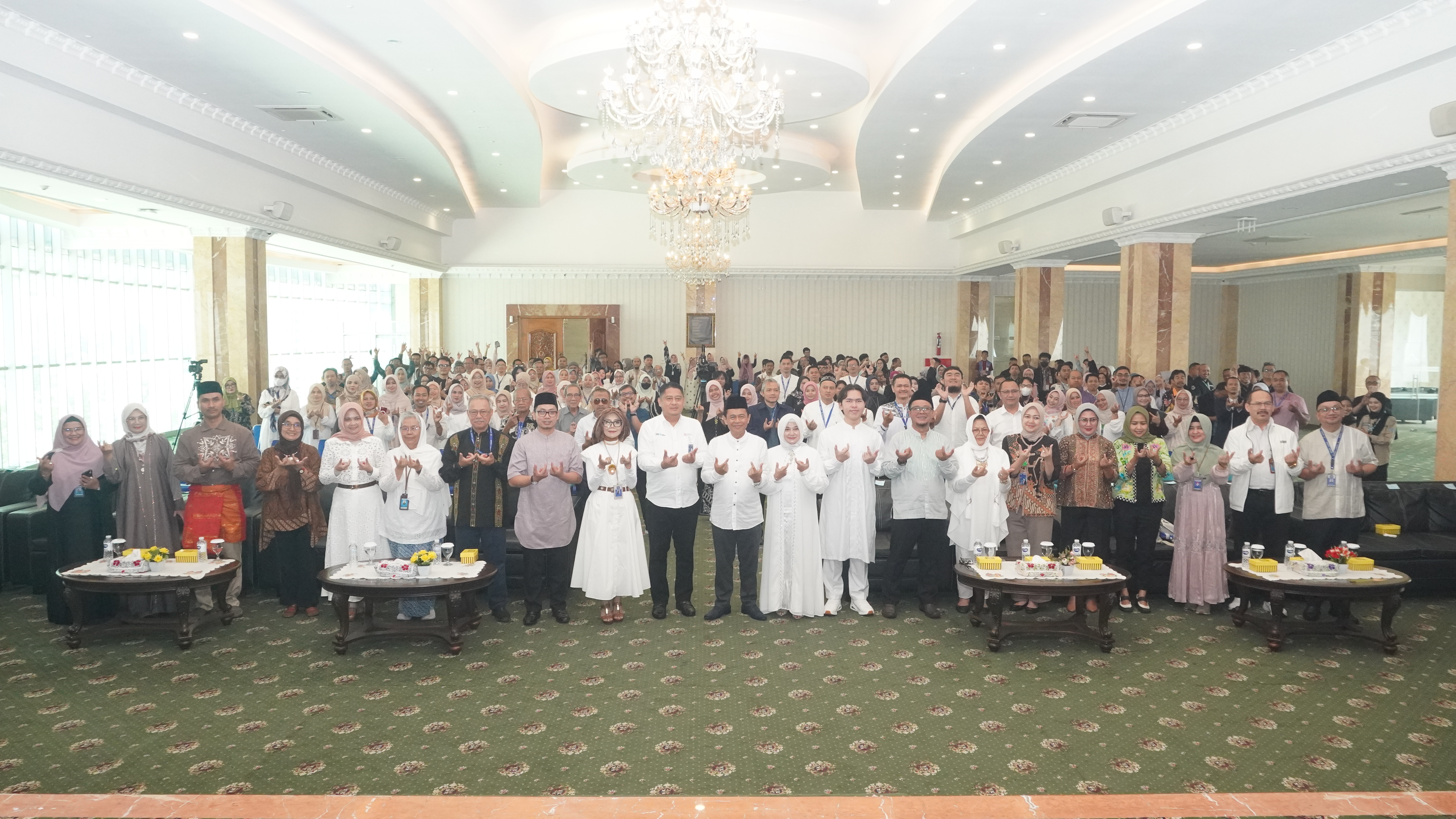 Unikom Holds Halal Bihalal 1446 H Themed “Berhari Raya And Silaturahmi For The Heart, Enthusiasm For Achievement”