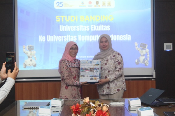 UNIKOM Terima Kunjungan Studi Banding Universitas Ekuitas: Perkuat Sinergi Pengembangan Kurikulum Berorientasi Mutu dan Kebutuhan Industri