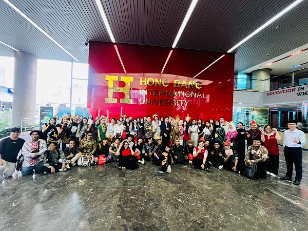 Mahasiswa Prodi Hubungan Internasional FISIP UNIKOM Lakukan Praktikum Internasional di Tiga Negara, Perkuat Kompetensi Diplomasi Global
