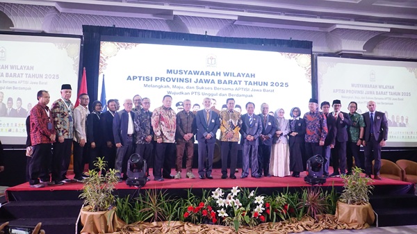 APTISI Jawa Barat Awali MUSWIL 2025 dengan Seminar Nasional Strategis Perkuat Daya Saing Perguruan Tinggi Swasta