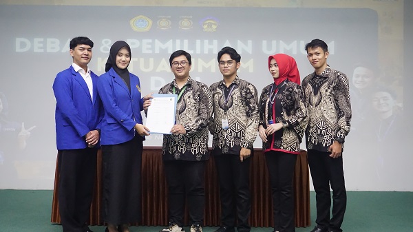 Korps Protokoler Mahasiswa UNIKOM Gelar Debat Terbuka dan Pemilu Ketua & Wakil Ketua KPM UNIKOM Periode 2025-2026: Hadirkan Adu Gagasan dan Kepemimpinan yang Dinamis