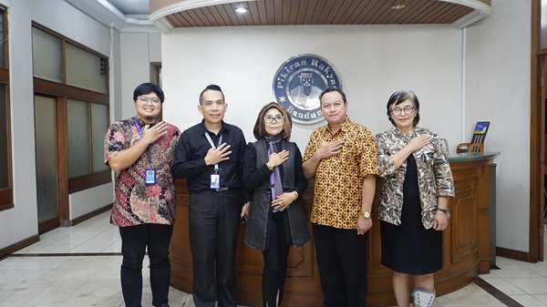 Panitia MUSWIL APTISI JAWA BARAT 2025 Lakukan Audiensi Strategis Bersama Media Pikiran Rakyat