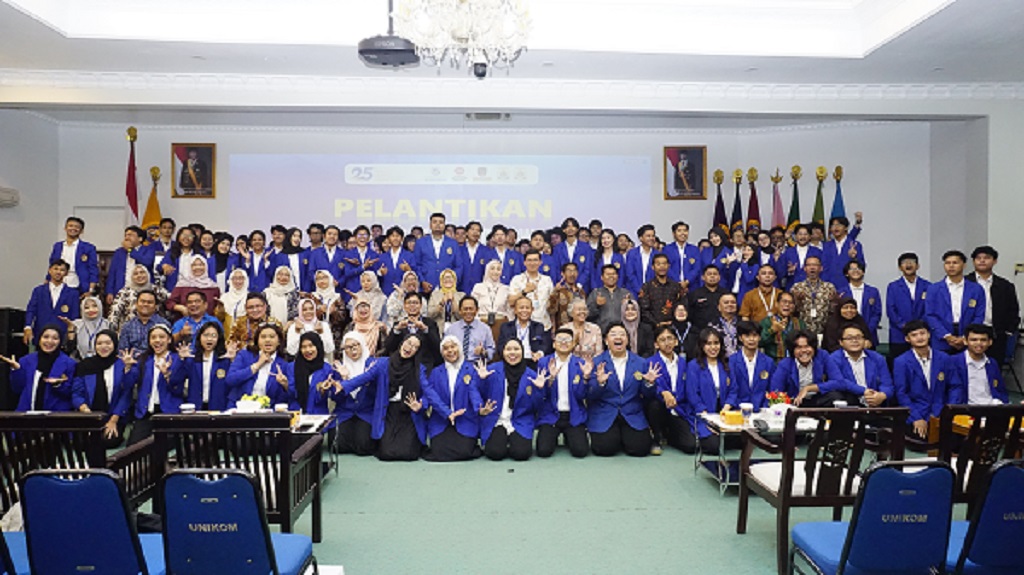 UNIKOM Resmi Lantik Kepengurusan Organisasi Mahasiswa 2025-2026 Perkuat Regenerasi Kepemimpinan Mahasiswa