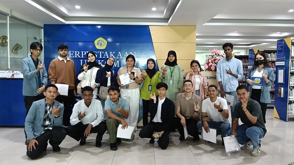 Kolaborasi Perpustakaan UNIKOM bersama Direktorat International Affairs & Cooperation Gelar Bimbingan Pemustaka untuk Tingkatkan Literasi Informasi Mahasiswa Asing