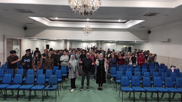 Direktorat Inkubator Bisnis & KUMKM Unikom Gelar Pelatihan Desain Kemasan Produk Guna Perkuat Kompetensi Kewirausahaan Mahasiswa