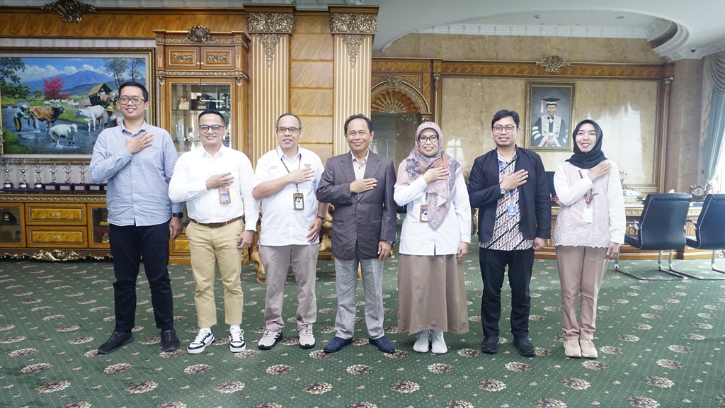 UNIKOM dan PT POS Indonesia Regional 3 Jabar Gelar Audiensi Dorong Kolaborasi Pendidikan dan Kewirausahaan