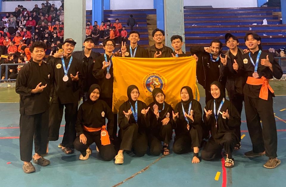 UKM Pencak Silat UNIKOM Ukir Prestasi Nasional Raih Medali Perak dan Perunggu di Bandung Lautan Api Championship 7 2026