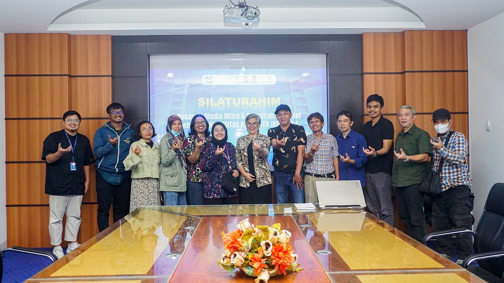 Perkuat Kolaborasi Publikasi Media, Direktorat Humas dan Protokoler Unikom Laksanakan Silaturahmi Dengan Mitra Media Di Momen Idul Fitri 1447 H
