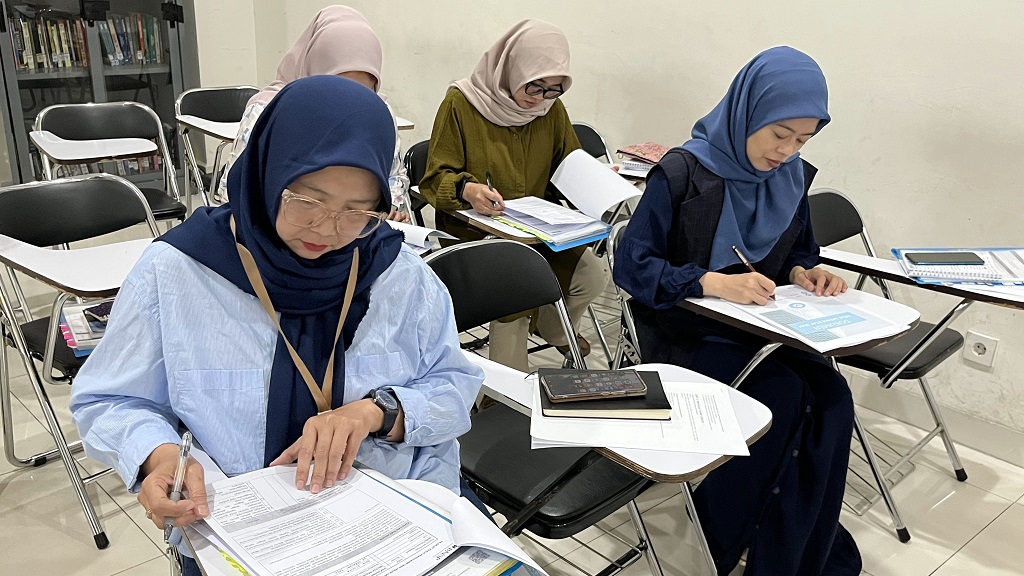 Menuju SDM Profesional dan Tersertifikasi Direktorat Administrasi Umum UNIKOM Gelar Uji Kompetensi BNSP bagi Tenaga Kependidikan