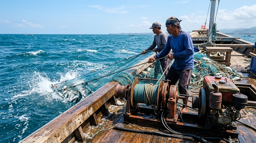 Analysis of the Development of Deck Machinery to Aid Traditional Fishermen