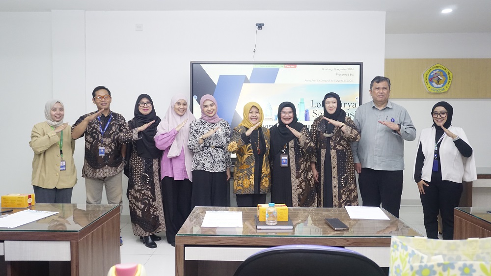 Enam Program Studi Di Lingkungan Fakultas Pascasarjana UNIKOM Perkuat Arah Strategis Di Era Artificial Intelligence Melalui Lokakarya VMTS